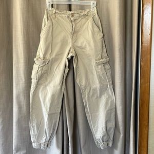 Aeropostale XS cargo pants tan